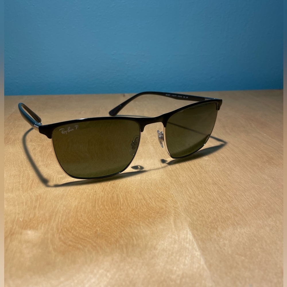 Ray-Ban Chromance polarized sunglasses in black and silver